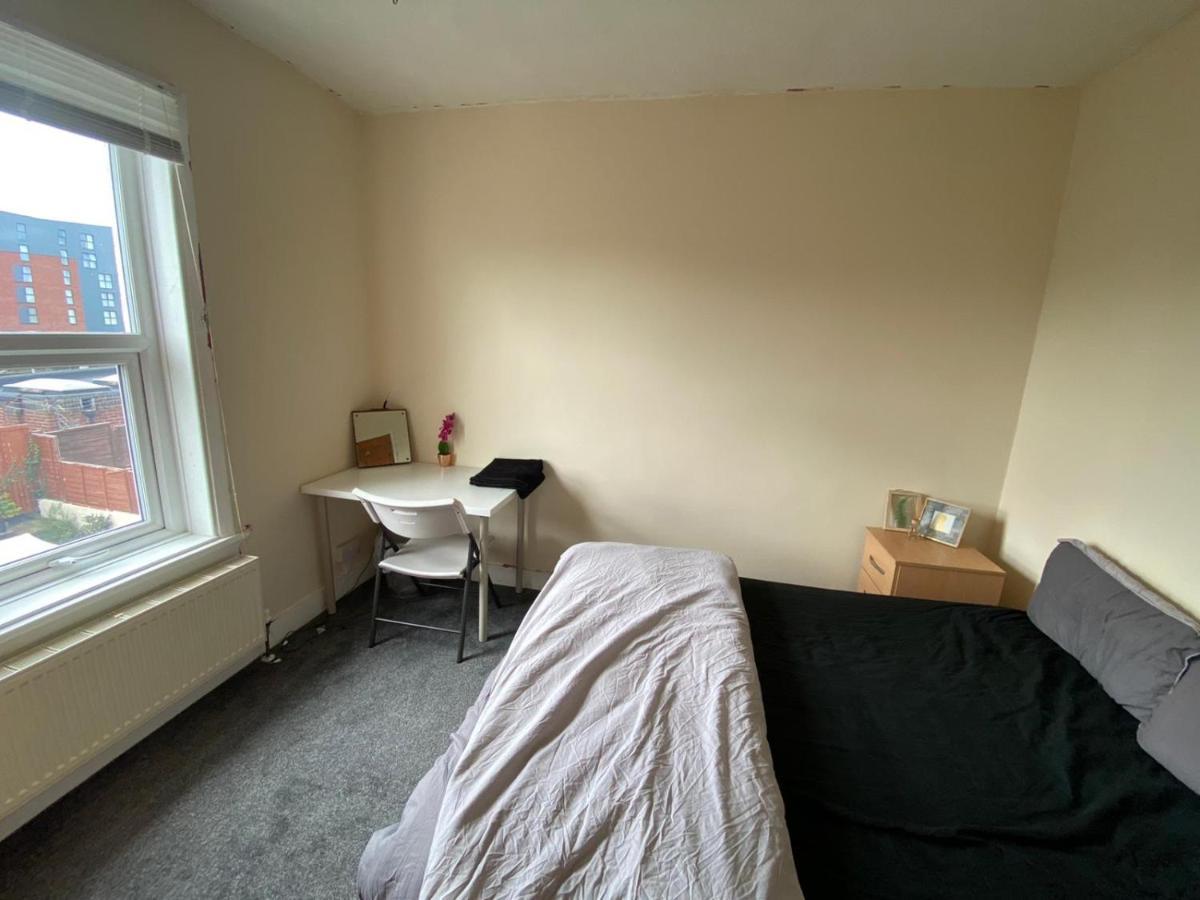 Radanks House - Fratton Apartamento Portsmouth Exterior foto